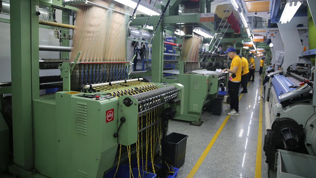 爱游戏电竞：一周时髦意向 Rihanna在抖音敞开初次直播