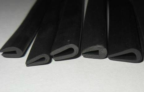 九游会ag棋牌:某新建项目建设期3年各年分别获得贷款2000万元、4000万元和2贷款分年度均衡发放年利率为6%建设期利息只计息不支付则第二年应计息